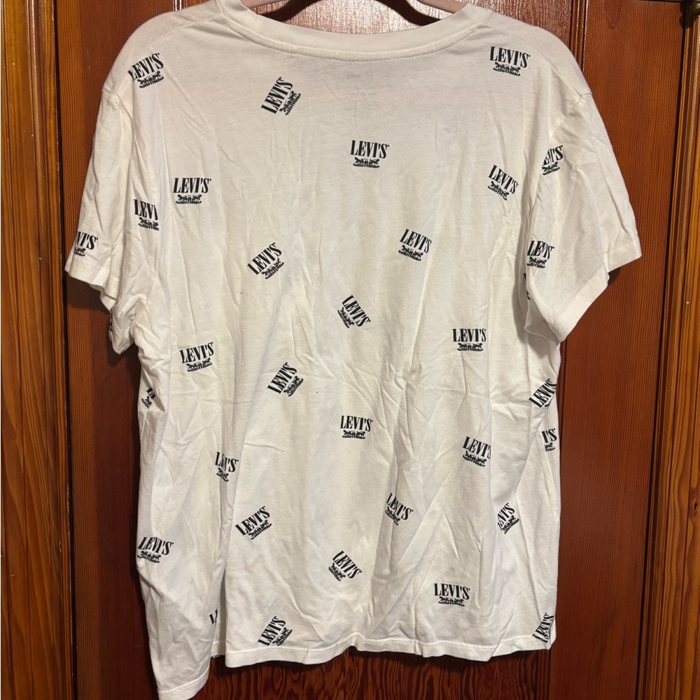 LEVI’S White Short Sleeve Graphic T-Shirt - Picture 5 of 5